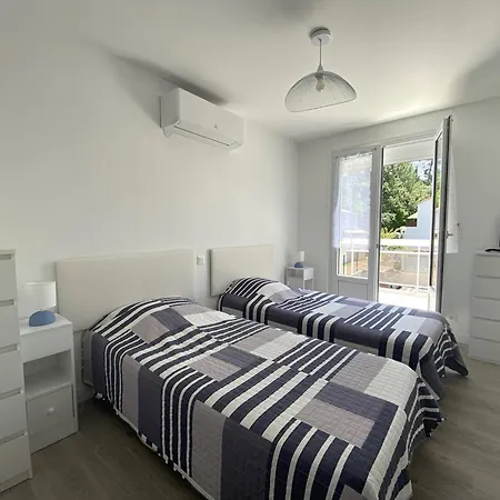 Saint-palais : T2 3 étoiles, Proche Plage, Terrasse Sud, Parking, Clim Et Wifi - Fr-1-738-36 Appartement